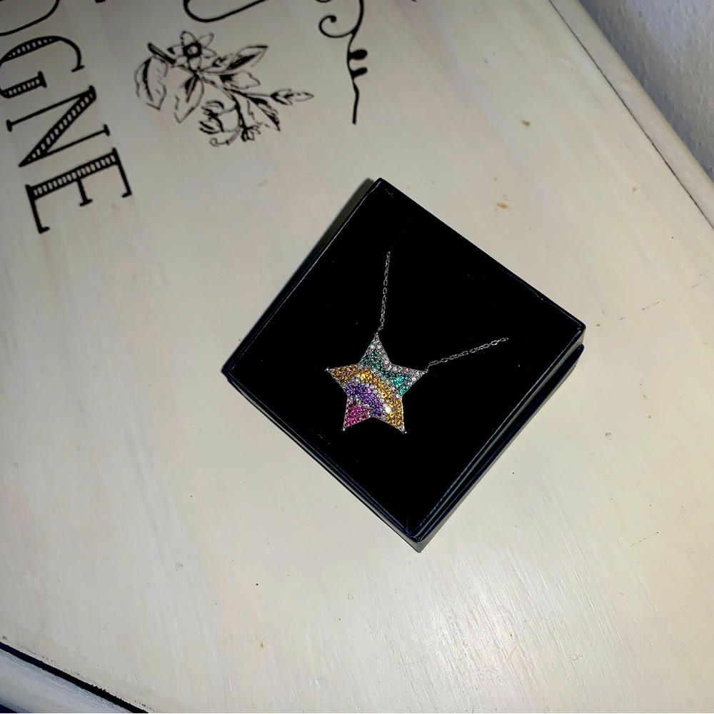 Rainbow Dimond star necklace - Picture 8 of 16